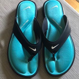 Women’s Nike Flip Flops
